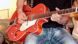 Video thumbnail for Gretsch Electromatic G-5120, orange, Part1 by GregsGuitars