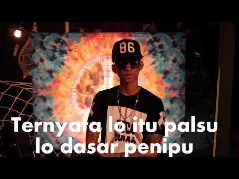 Young Lex ft AfroGie - Teman Palsu  ( VIDEO LYRIC )