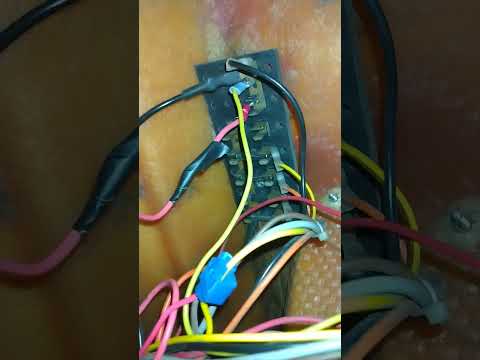 Old Boat electrical wiring is Bizarre! #boating #electrician