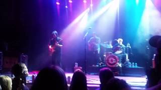 Sturgill Simpson Live - Ain't All Flowers