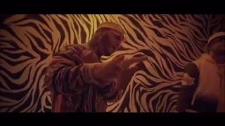 Farruko Ft. Lary Over - Qué Tengo Que Hacer