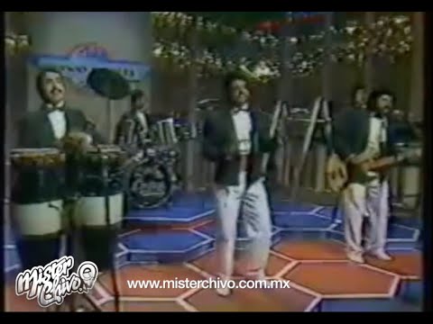 Mister Chivo - Ron Con Coca Cola (EN VIVO)