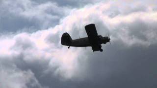preview picture of video 'Antonov An-2 32 knots Flyby (Roskilde Air Show 2011)'