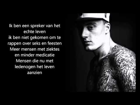 Convex Kafka - Luchtkasteel  (Lyrics)