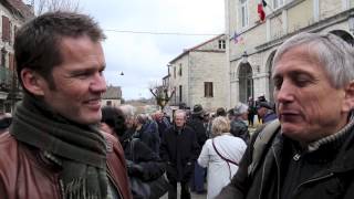 preview picture of video 'Lalbenque Truffle Market'