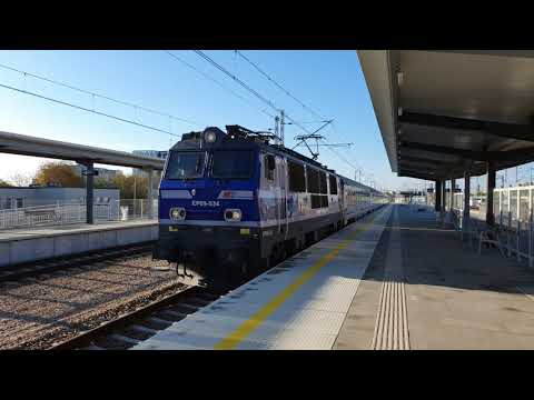 EP09-034 + IC MALCZEWSKI z Przemyśla Gł. do Kołobrzegu, mija stację Rzeszów Zachodni 07.05.2020