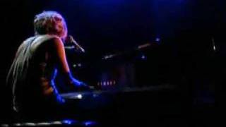 Emily Haines - The lottery (live in Paris)