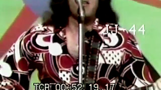 TOMMY JAMES- "DRAGGIN' THE LINE"(LYRICS)