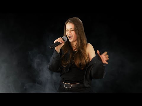 Drań - cover by Julia Błaszczyk