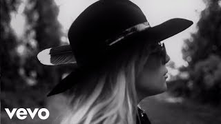 Lady Gaga &amp; Florence Welch - Hey Girl (Video)