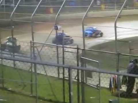 Rest of the "A" main for the Super Rods at Warrnambool Easter Sunday 5.4.2015