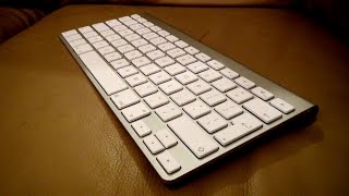 Video thumbnail for Apple Wireless Keyboard Review + unboxing + Setup by Roberts London