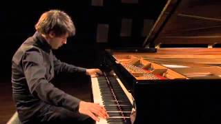 Vitaly Pisarenko plays Ravel - Une barque sur l'ocean