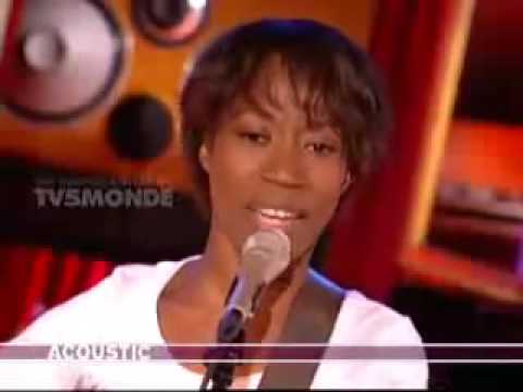 Rokia Traoré - Dounia (TV5 Acoustic).mp4