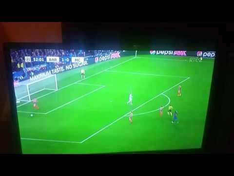 Claudio Bravo Mistake and Red Card