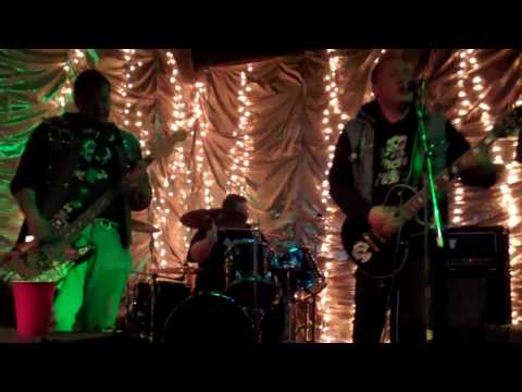 Mass Terror - No Mames Guey