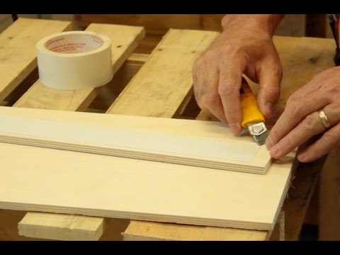 Part of a video titled Truc pour appliquer l'adhésif double face - YouTube