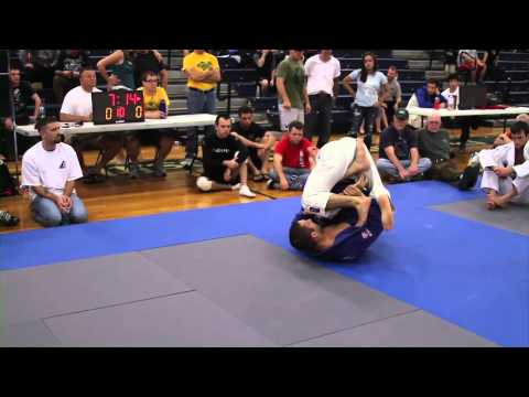 2011 FGO Gi Semi Finals -Renan Borges vs Rafael Barbosa