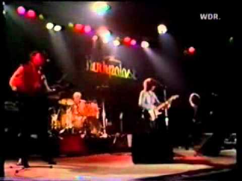 The Pretenders - The Adultress (live)