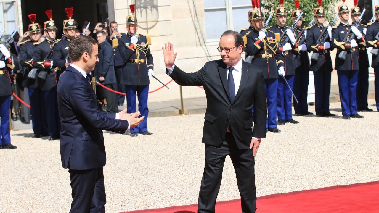 Passation de pouvoirs entre Emmanuel Macron et François Hollande • FRANCE 24