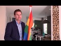 Regenboogvlaggen sieren Barneveld