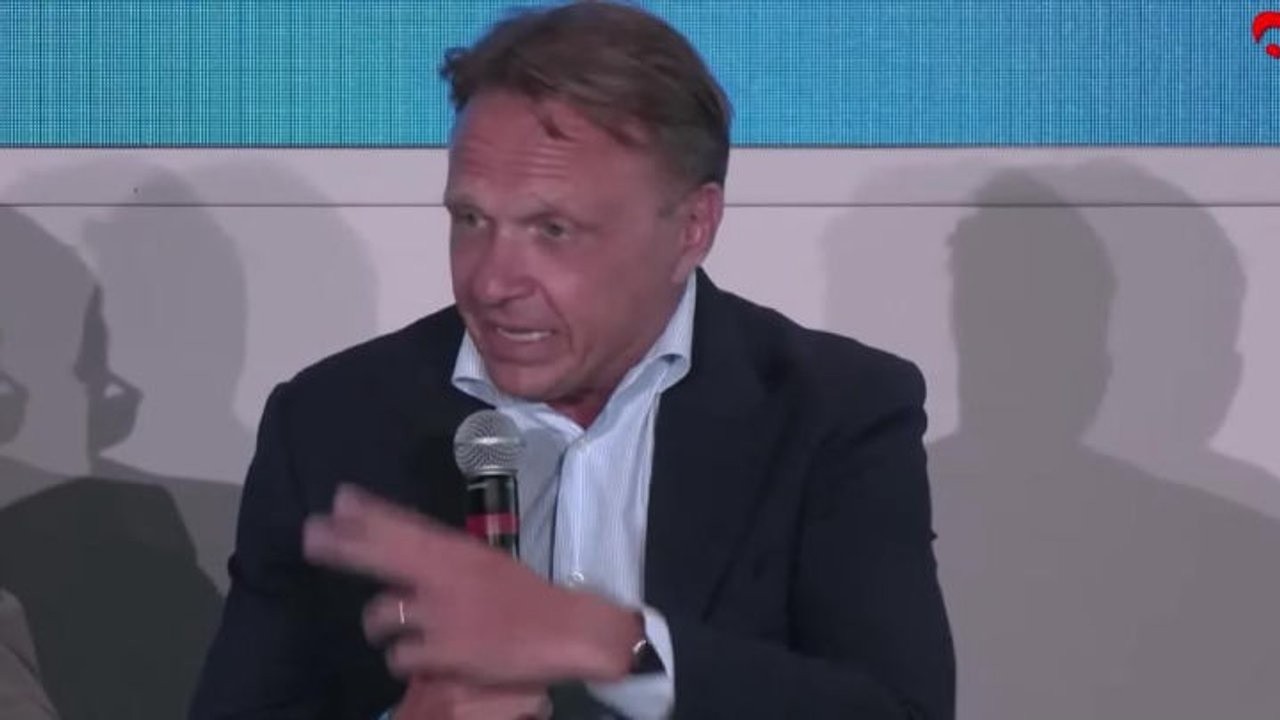 Lollobrigida: Il Sesto canto del Purgatorio di Dante mi ha spinto a far politica