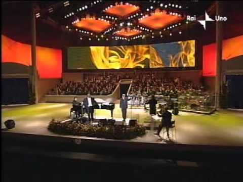 USA for Africa   We Are The World Laura Pausini, Mariah Carey, Ricky Martin,Gloria Estefan, Zucchero, Lionel Ritchie, Boyzone