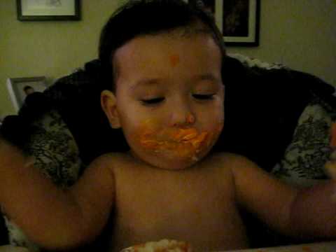 Kaeden eats cake