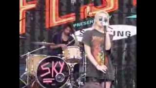 Sky Ferreira performs &quot;Ain&#39;t Your Right&quot; Sept. 21, 2013
