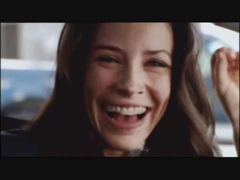 , title : 'Lost - Evangeline Lilly Bloopers'