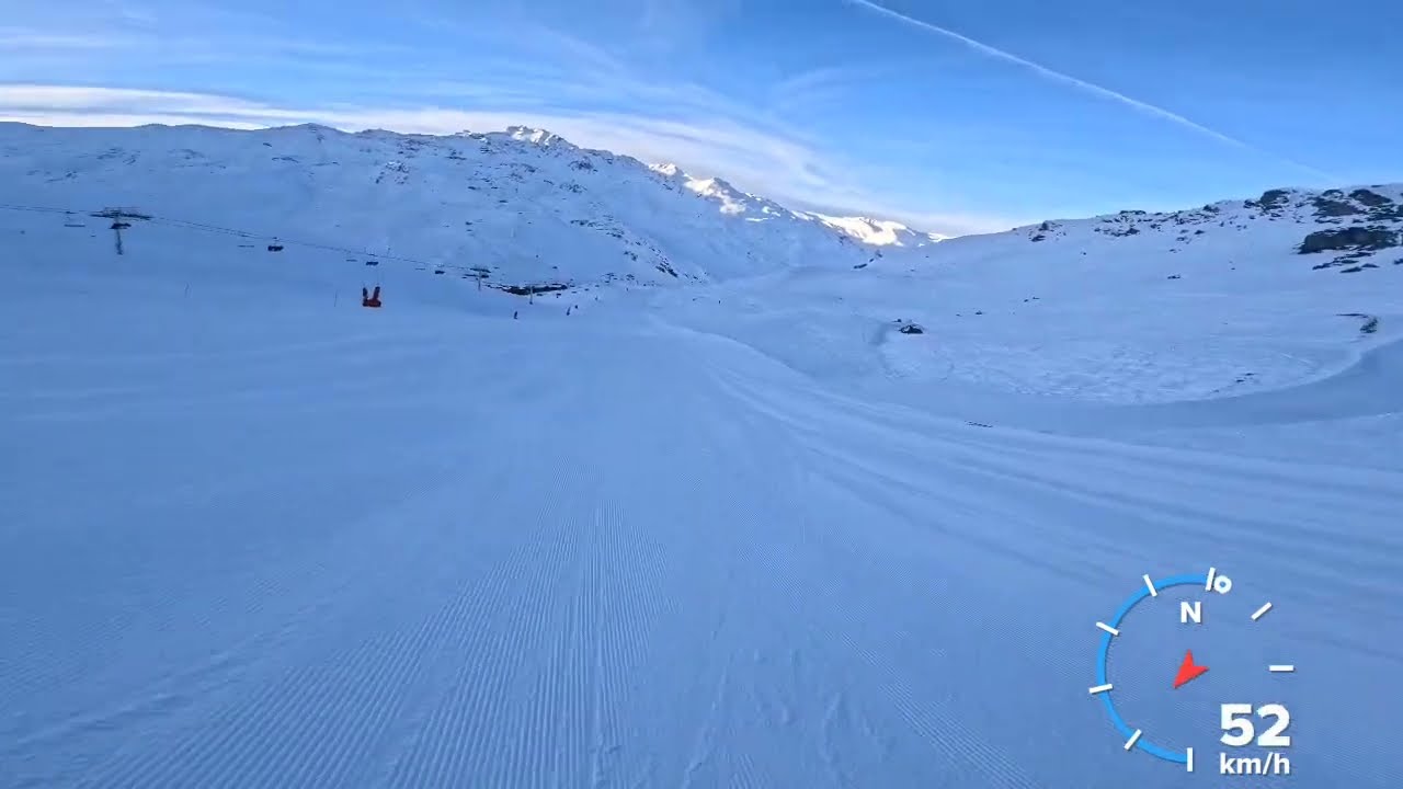 Skiing Plein Sud — wide long blue, Courchevel Les 3 Vallées