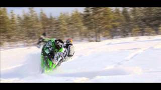 preview picture of video 'Arctic Cat ZR8000rr 360° Wheelie snowmobile'