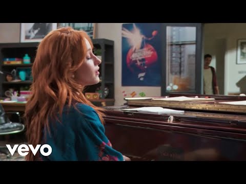 Gabriella Di Grecco - Si vuelvo a nacer (From "BIA")