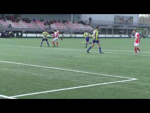 8 nov 2025 UVV 1 - Bunnik '73 1 com 6-1 Rida tegen de paal, au!