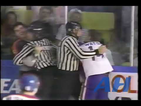 OHL WHL QMJHL Memorial Cup May 15, 1987 Greg Watson,OSH v Jamie Huscroft,MH Oshawa Generals Medicine