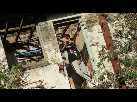 Bizzy Bakez - Fast Life [Official Music Video] (Prod.Lxcid)