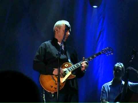 Mark Knopfler & Emmylou Harris "I dug up the diamond" 2006 Manchester
