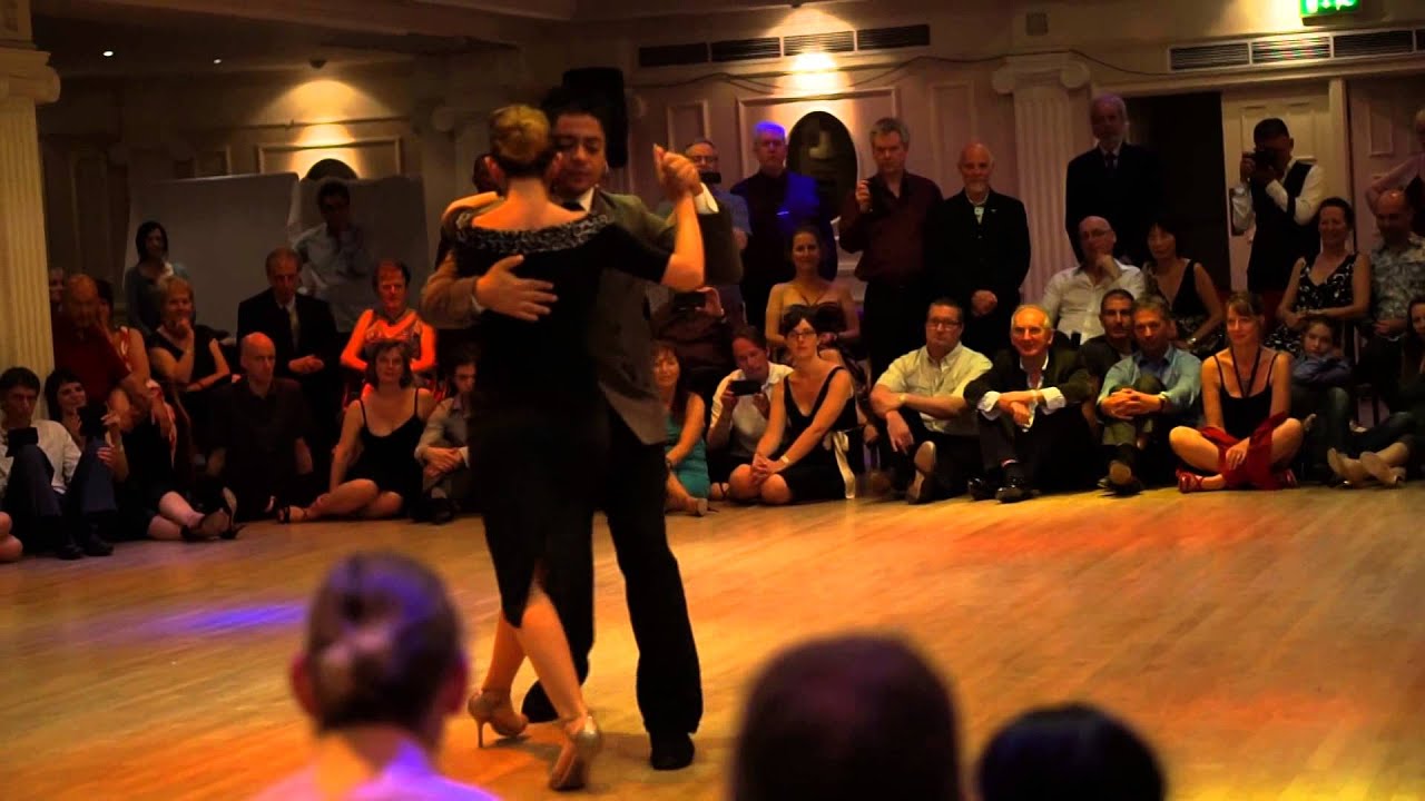 Carlitos y Noelia. Volvamos a Empezar - De Angelis