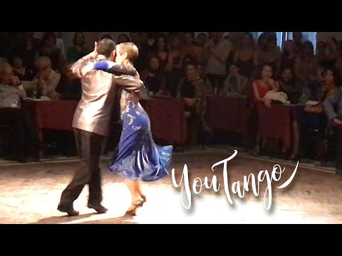  Jonathan Spitel  and  Aurora Lubiz  are  dancing  to  the  milonga  "  Al Galope  "  by  Leopoldo Federico  in  2019