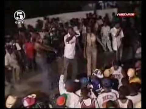 raha ndani ya club....2 Berry..