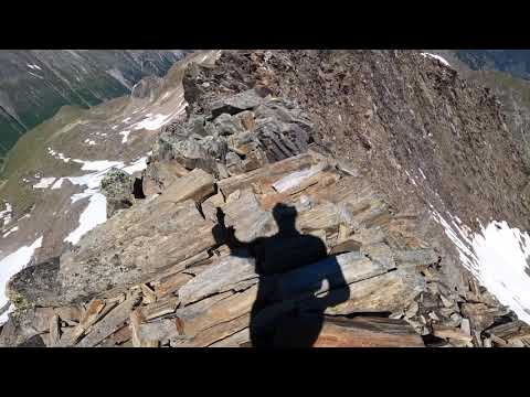 Berliner Höhenweg   Walking on the Schönbichler Horn