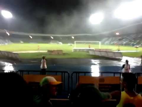 "ARTILLERIA VERDE SUR" Barra: Artillería Verde Sur • Club: Deportes Quindío