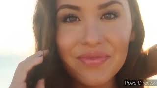Catherine Paiz modeling at the Beach #tiktok #challenge #trending #model