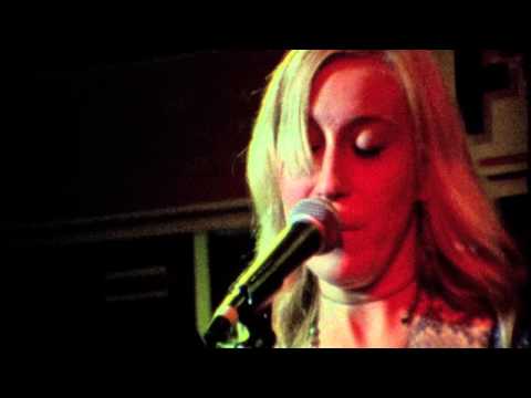 Heartless Bastards - Late in the Night  - www.transistorsix.com