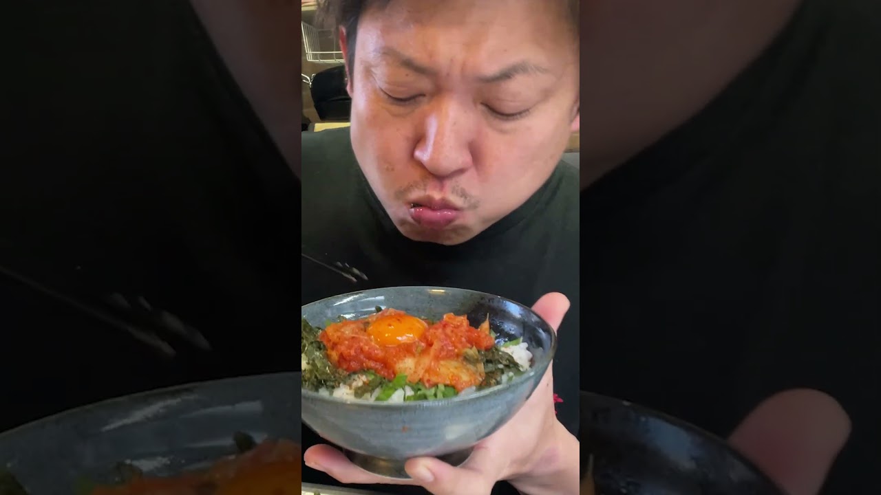 大盛り明太キムチ丼にはサッポロ一番しょうゆラーメン2人前なんよ。#shorts #short  #飯テロ #大食い #まいにちごはん #noodles #グルメ好き #ラーメン