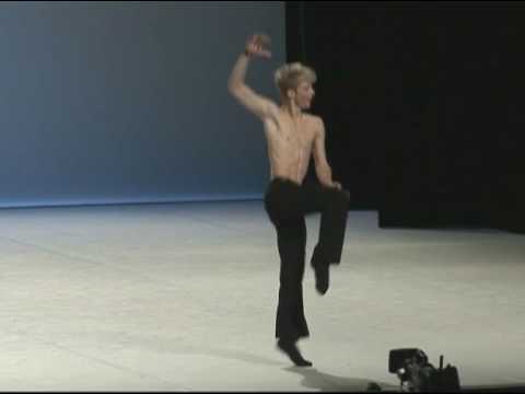 Prix de Lausanne 2009 Selection - Contemporary Variation - Rhys Humphreys