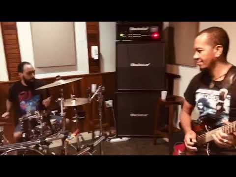 Cachorro Do Mato - Manttra Rock