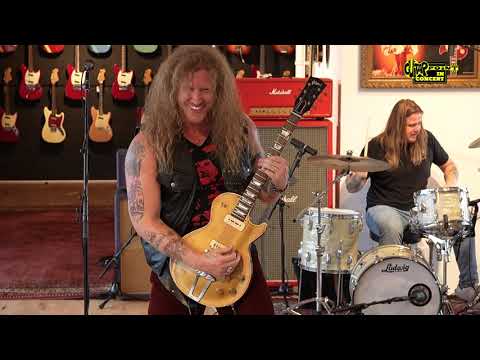 Jared James Nichols - War Pigs (Black Sabbath Cover) - Live at GuitarPoint (Frankfurt/Germany)
