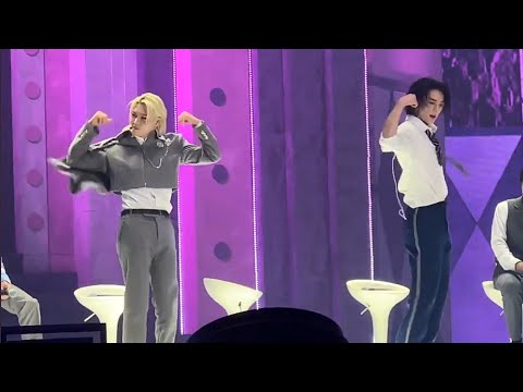 Hyunjin & Felix "Baggy Jeans" Cover | 240329 SKZ MAGIC SCHOOL FANMEETING