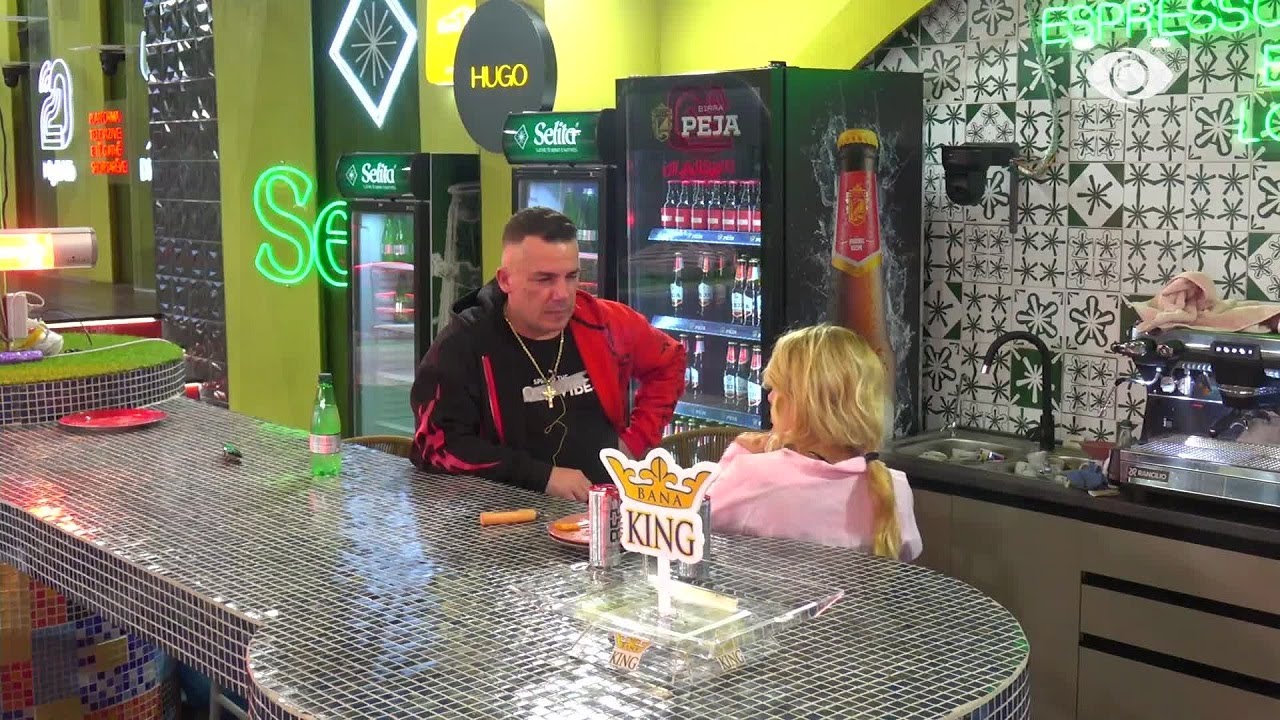 “Unë jam shpërthim bërthamor”, Albi-Ilnisës: Juli, Romeo dhe Gazi janë treshe...